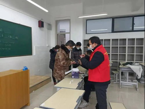 登封教育人 同心抗疫，全力護(hù)航核酸檢測平穩(wěn)有序